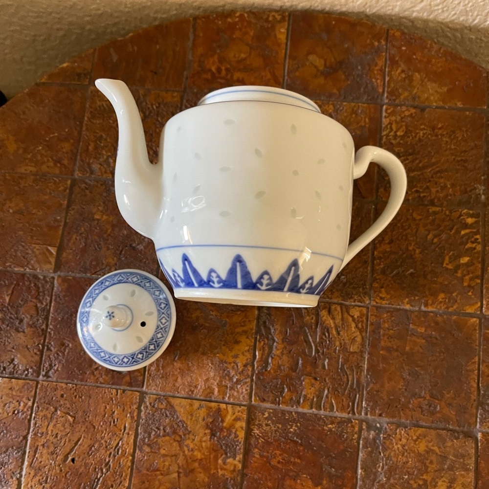 Vintage Tea Pot 💛HP💛 - Picture 10 of 14
